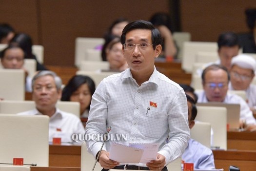 Đại biểu Quốc hội đề xuất ban hành Luật Bảo vệ người làm việc tốt
