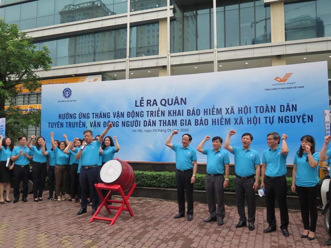 Lễ ra quân hưởng ứng Tháng Vận động triển khai bảo hiểm xã hội toàn dân