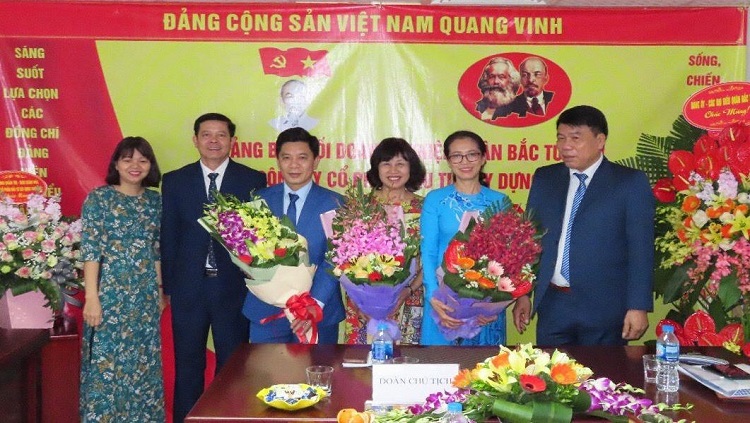 Khẳng định vai trò lãnh đạo của tổ chức Đảng trong sản xuất kinh doanh
