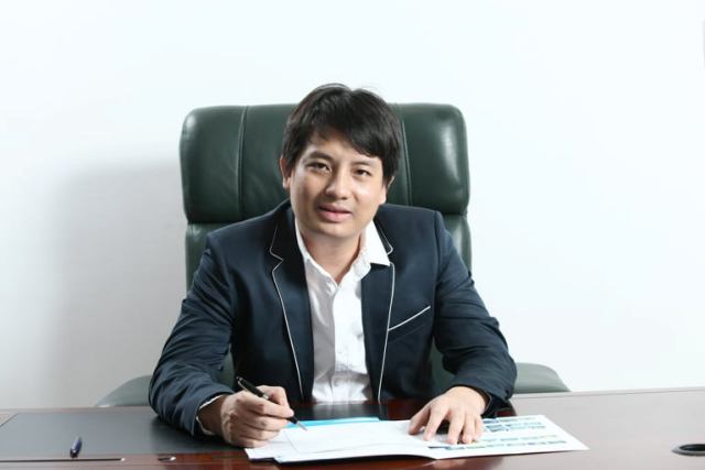 ​Bài 3 Chuyện về giám đốc trẻ nhường cơm, sẻ gạo trong bão dịch