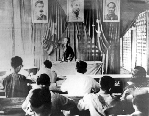 Xây dựng phong cách người đứng đầu theo tư tưởng của Bác Hồ