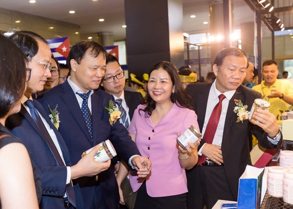 Hỗ trợ doanh nghiệp xây dựng thương hiệu thông qua phát triển bao bì sản phẩm