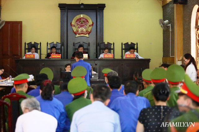 Vụ gian lận điểm thi tại Sơn La Các bị cáo xin giảm nhẹ hình phạt tù
