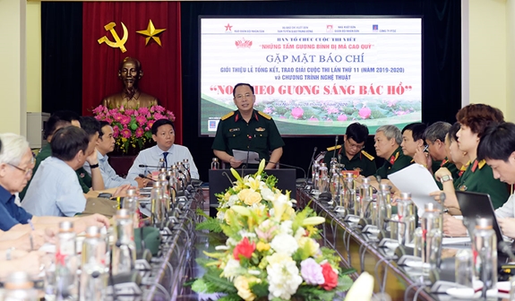 16 tác phẩm đoạt giải Cuộc thi viết “Những tấm gương bình dị mà cao quý”