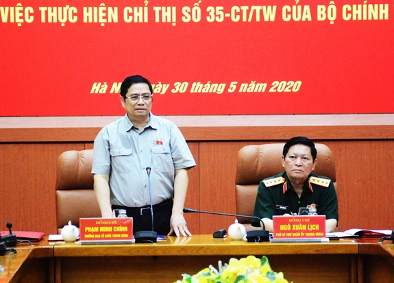 Trọng tâm là chuẩn bị tốt văn kiện và nhân sự cho đại hội