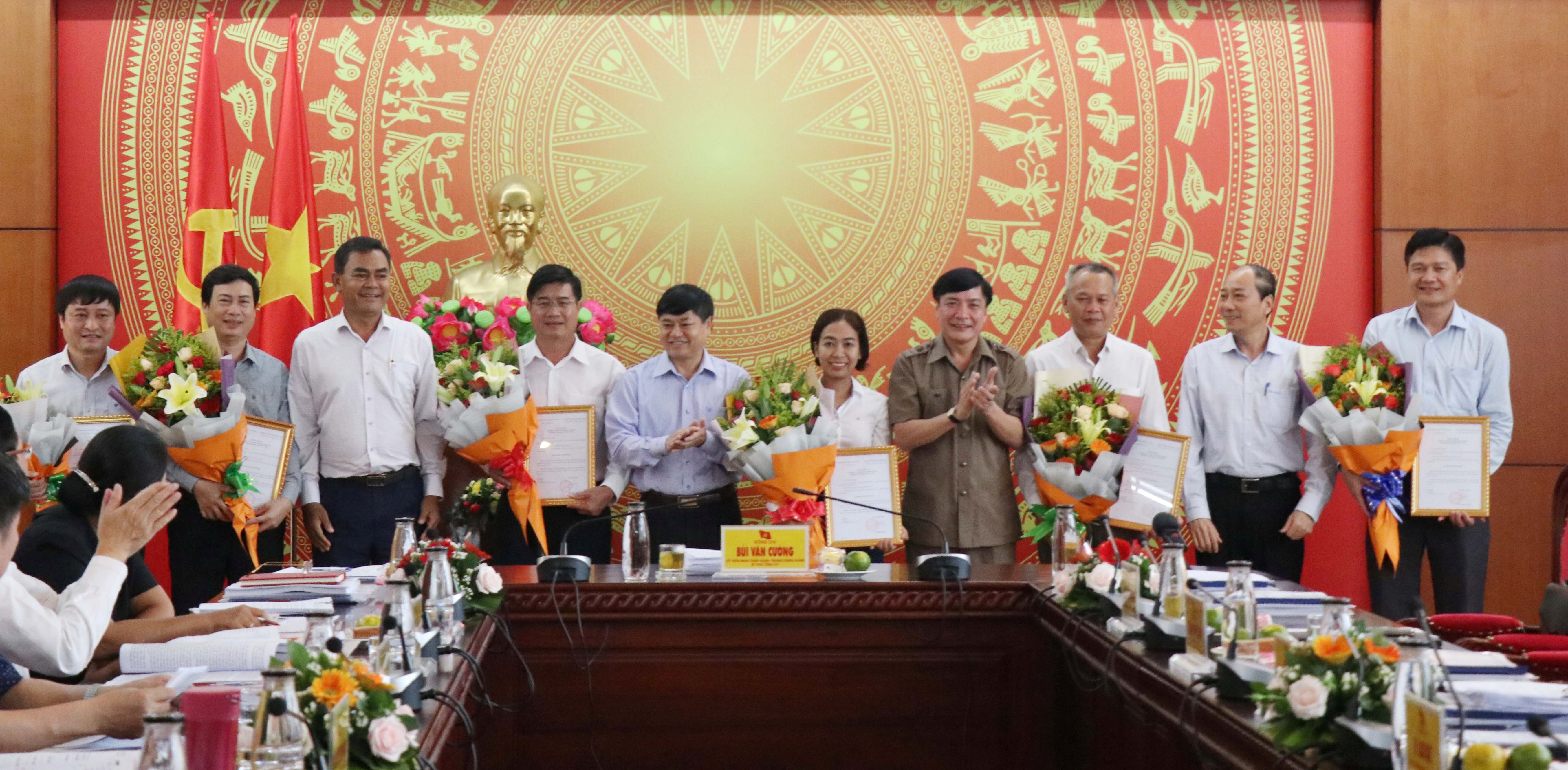 Đắk Lắk Trao Quyết định của Ban Bí thư Trung ương Đảng về công tác nhân sự