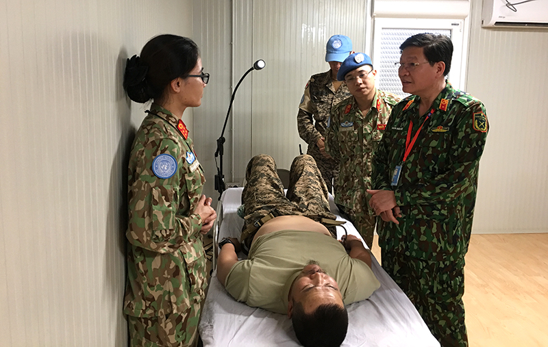 Khẳng định vai trò quan trọng trong việc chăm sóc, bảo vệ sức khỏe bộ đội