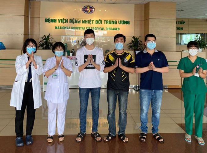 Thêm 05 bệnh nhân mắc COVID-19 được công bố khỏi bệnh