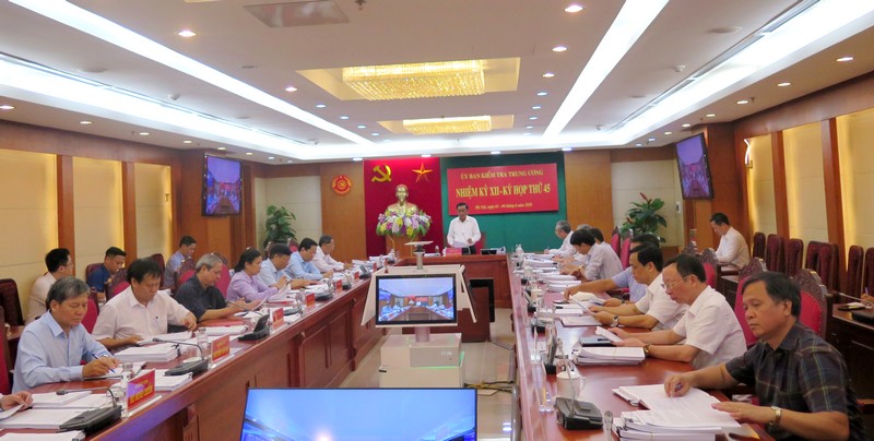 Kỷ luật cảnh cáo đồng chí Trần Ngọc Căng, Chủ tịch UBND tỉnh Quảng Ngãi