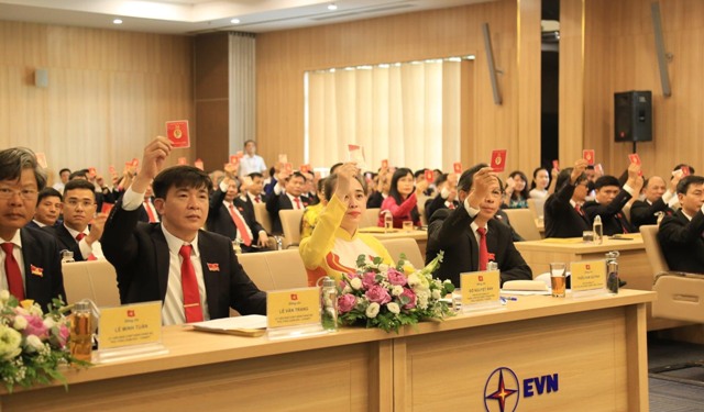 Xây dựng Đảng bộ EVNNPC vững mạnh