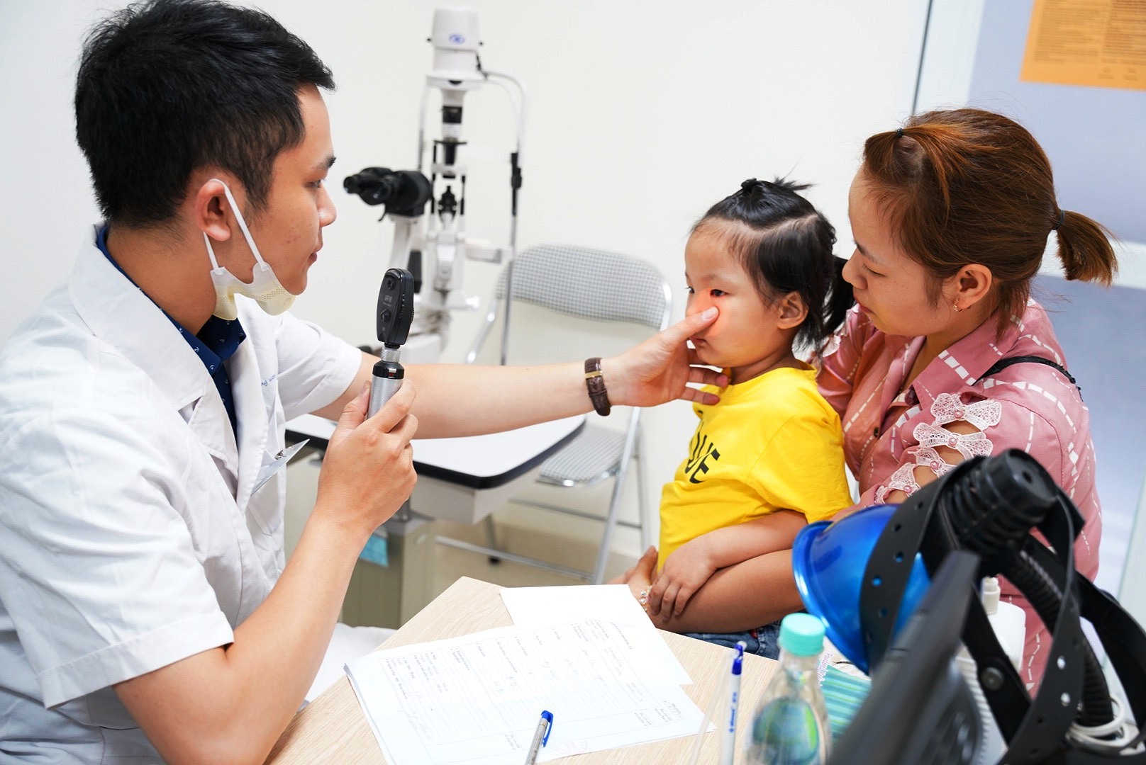 Hơn 800 trẻ em dưới 5 tuổi được khám, sàng lọc bệnh lý miễn phí