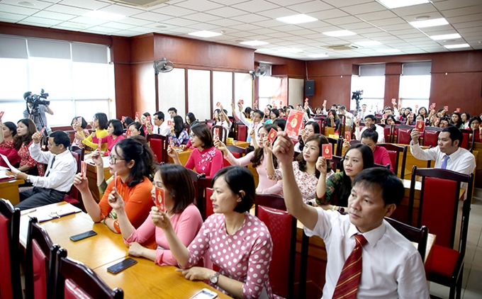 Cấp ủy viên chưa được chuẩn y có dự họp của cấp ủy