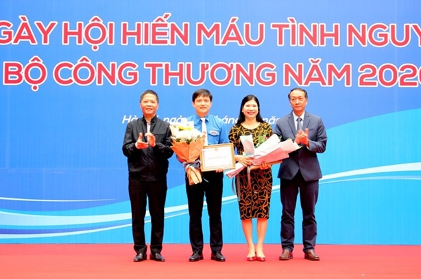 Điểm sáng trong học tập và làm theo tư tưởng, đạo đức, phong cách Hồ Chí Minh