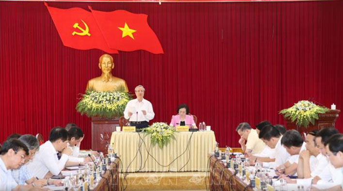 Thường trực Ban Bí thư Trần Quốc Vượng làm việc với Ban Chấp hành Đảng bộ tỉnh Yên Bái