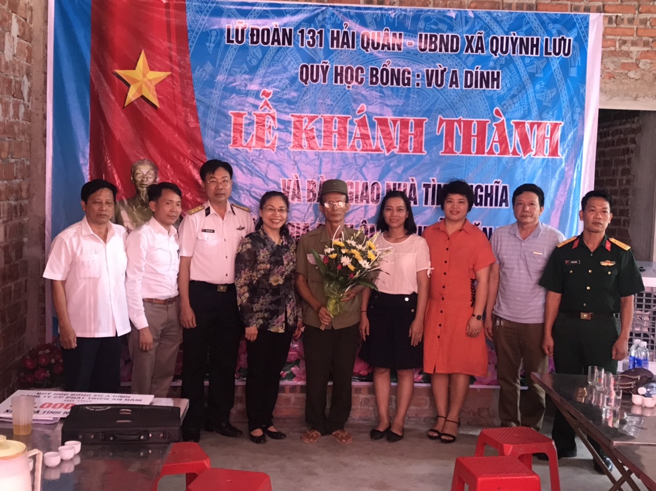 Lữ đoàn 131, Quân chủng Hải quân phối hợp bàn giao nhà tình nghĩa tại Ninh Bình
