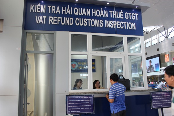 Tạo thuận lợi cho người xuất cảnh và công tác quản lý hoàn thuế GTGT