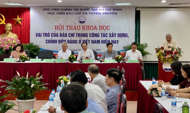 Vai trò của báo chí trong công tác xây dựng, chỉnh đốn Đảng