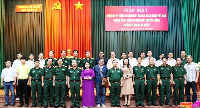 Tăng cường trận địa tư tưởng của Đảng trong quân đội
