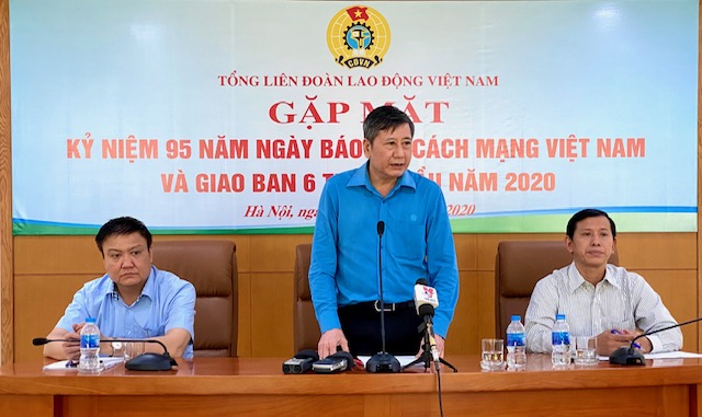 Đẩy mạnh tuyên truyền hoạt động các cấp Công đoàn góp ý vào dự thảo Văn kiện Đại hội