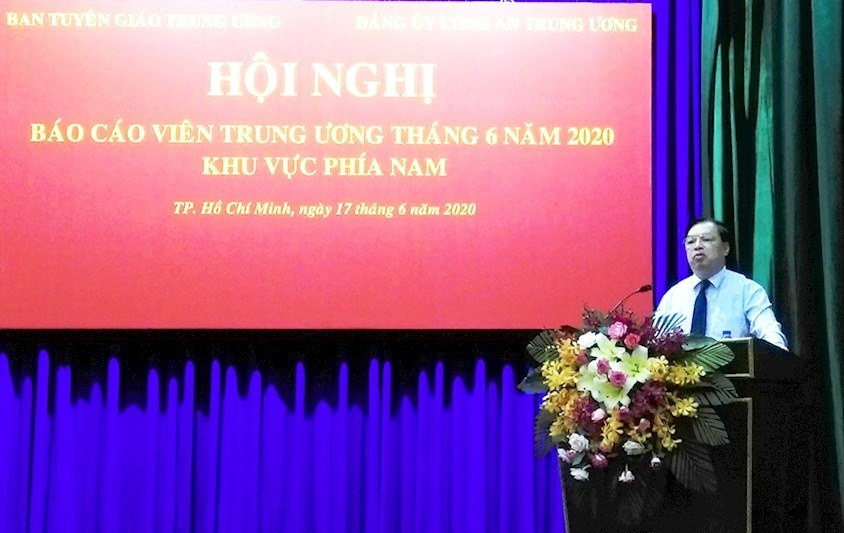 Tăng cường tuyên truyền về Đại hội đảng bộ các cấp và Đại hội XIII của Đảng