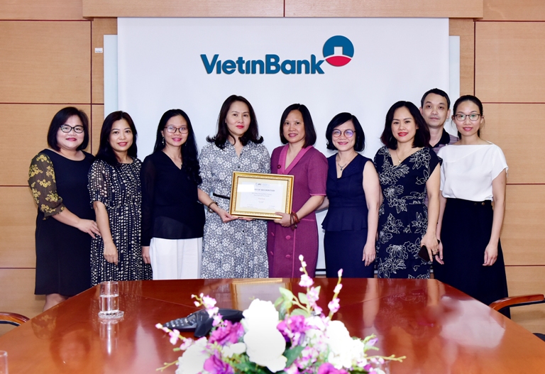 VietinBank nhận thêm giải