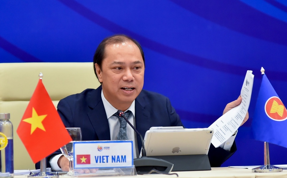 Cộng đồng ASEAN đoàn kết thống nhất và rộng mở hướng tới cấu trúc khu vực hoạt động dựa trên luật lệ