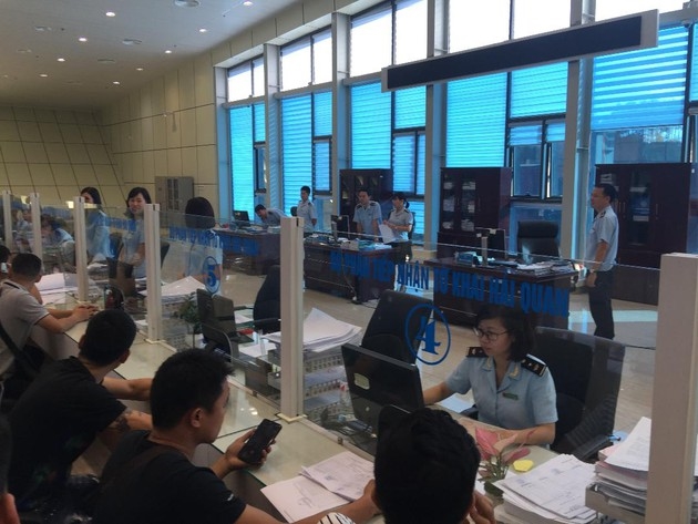Đồng bộ các giải pháp hỗ trợ doanh nghiệp xuất nhập khẩu “hậu” COVID-19