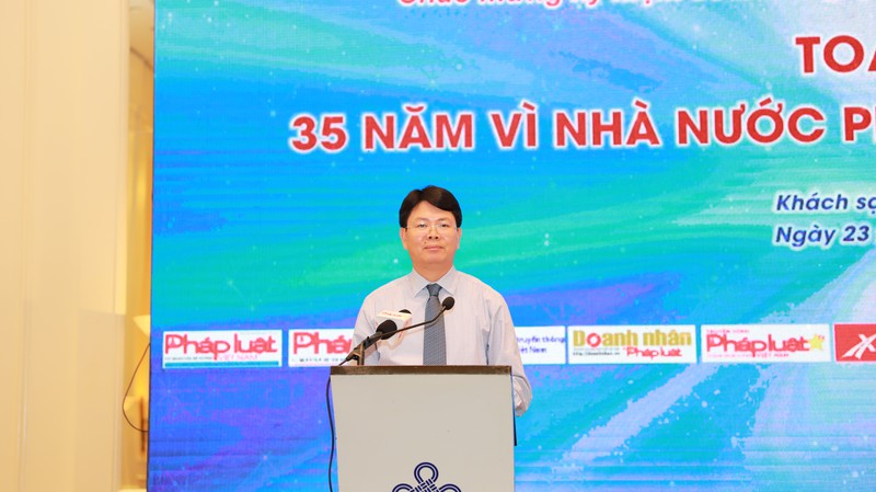 “35 năm vì Nhà nước pháp quyền XHCN Việt Nam”