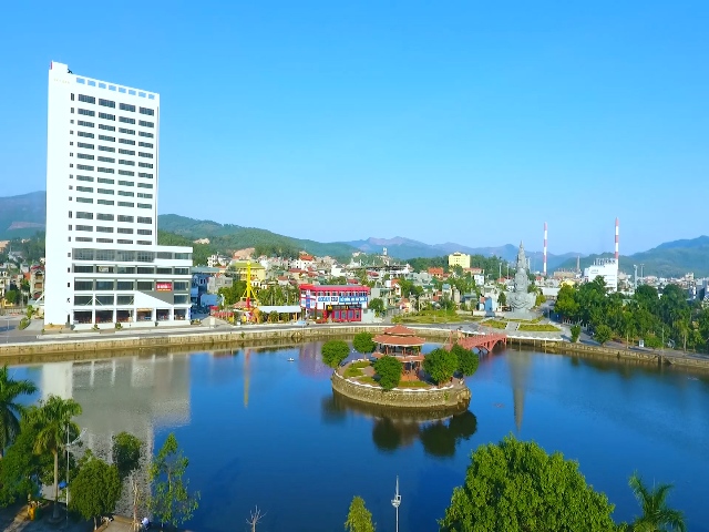 Uông Bí đẩy mạnh thu hút các nhà đầu tư chiến lược để phát triển Thành phố