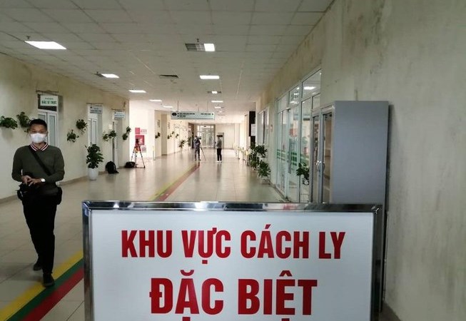Thêm 2 ca mắc COVID-19 từ Kuwait trở về, được cách ly ngay khi nhập cảnh