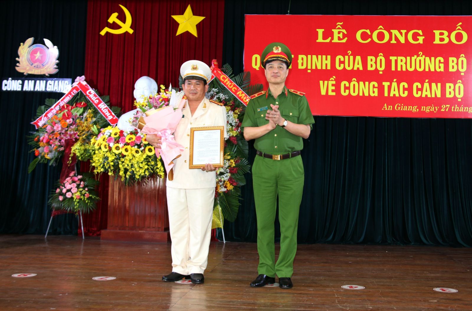Đại tá Đinh Văn Nơi giữ chức Giám đốc Công an tỉnh An Giang