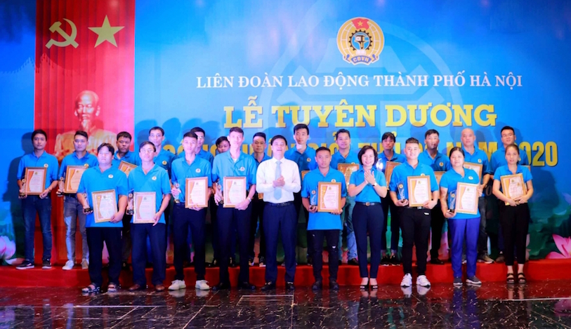 Tuyên dương 100 công nhân giỏi Thủ đô tiêu biểu
