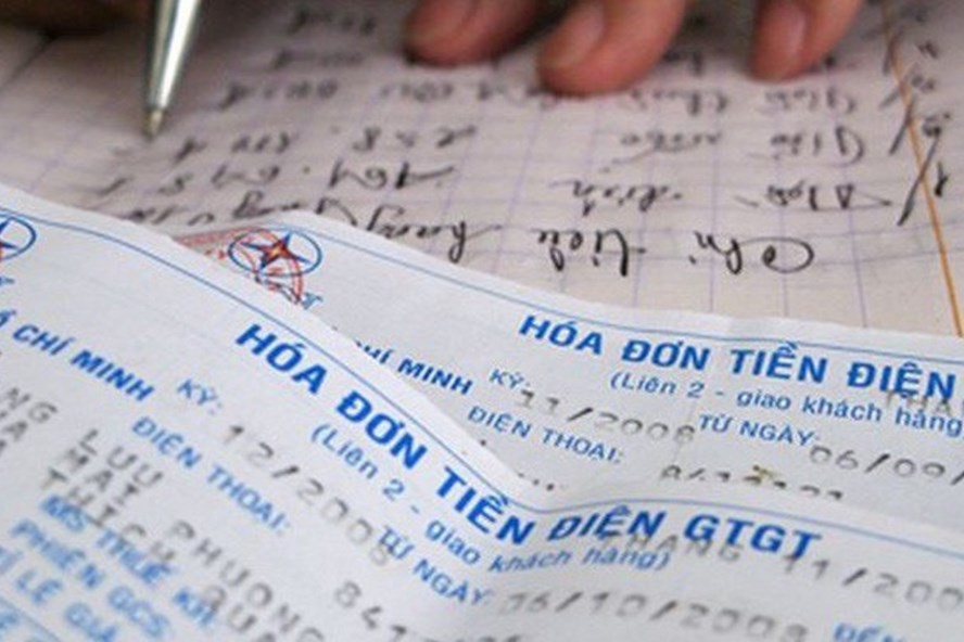 Hóa đơn tiền điện bỗng dưng tăng vọt , vì sao