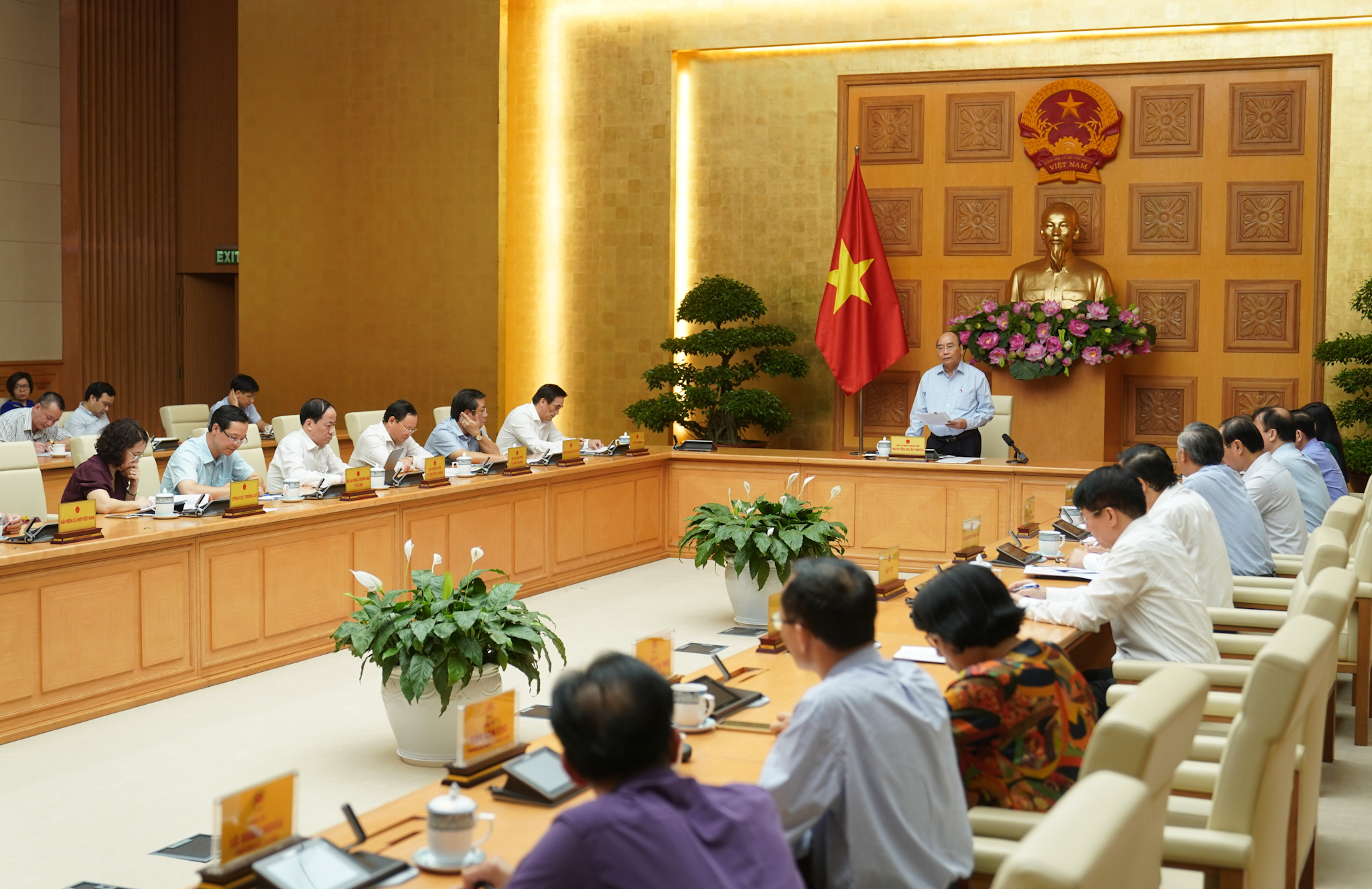 Tiếp tục kiểm soát lạm phát, ổn định kinh tế vĩ mô
