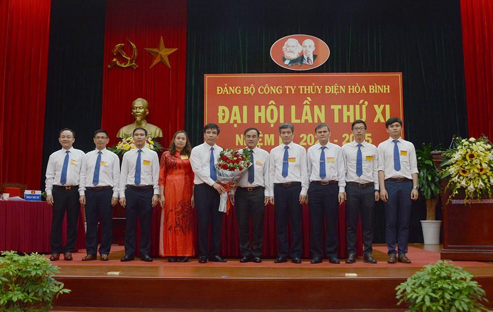 11 21 tổ chức đảng thuộc Đảng ủy EVN đã tổ chức thành công Đại hội nhiệm kỳ 2020-2025