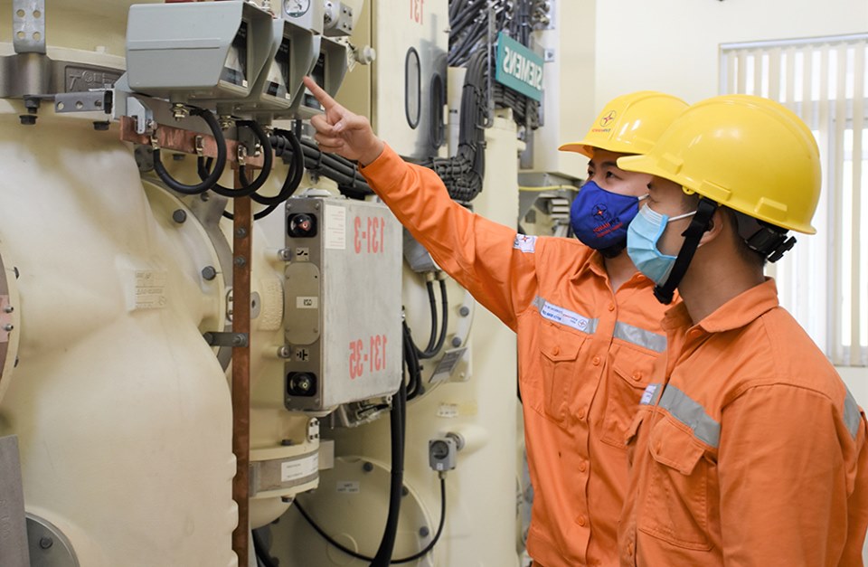 EVN đồng hành cùng Chính phủ trong việc tháo gỡ khó khăn cho người dân và doanh nghiệp bị tác động bởi dịch COVID-19