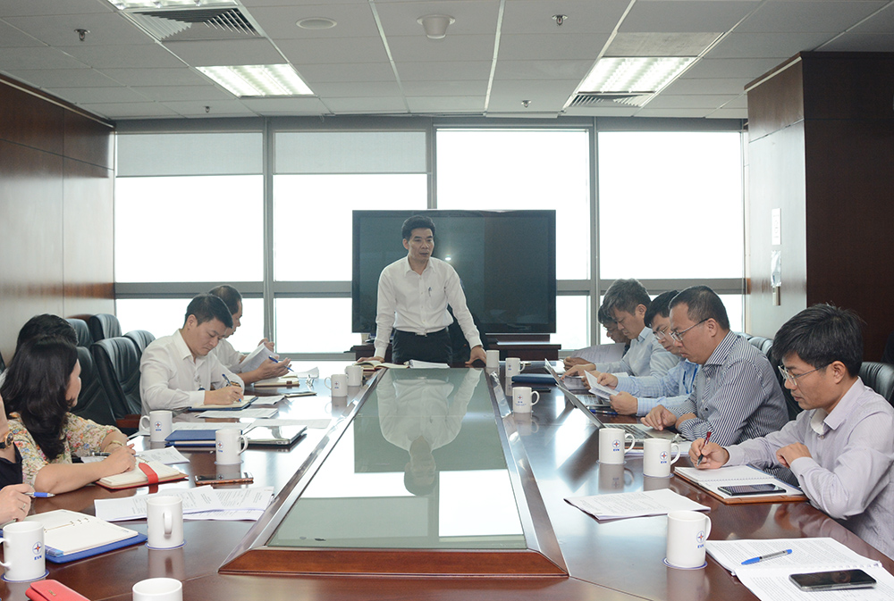 Tổ biên tập giúp việc Tiểu ban Văn kiện Đại hội Đảng bộ EVN nhiệm kỳ 2020-2025 triển khai nhiệm vụ