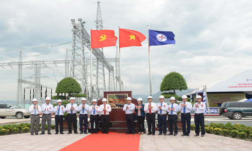 Lãnh đạo toàn diện, thực hiện tốt nhiệm vụ đảm bảo cung cấp điện