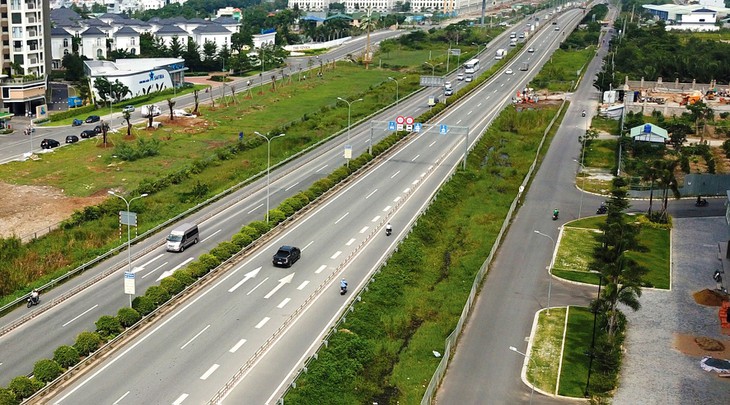 Triển khai Nghị quyết về chuyển đổi phương thức đầu tư 3 dự án giao thông