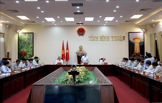 Quan tâm thường xuyên công tác xây dựng Đảng và hệ thống chính trị