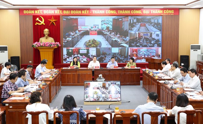 Mặt trận chung lưng đấu cật cùng cấp ủy, chính quyền thực hiện “nhiệm vụ kép”