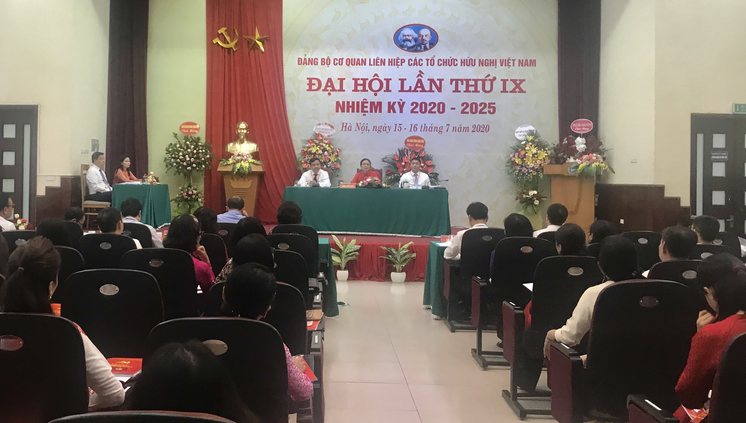 Đại hội Đảng bộ cơ quan Liên hiệp các tổ chức hữu nghị Việt Nam
