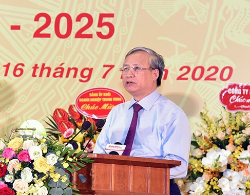 Thi đua phải hướng vào việc hoàn thành tốt nhiệm vụ được giao