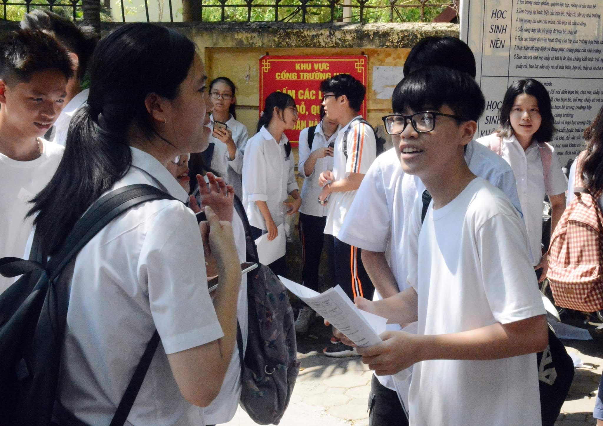 Hà Nội Thí sinh có thể đạt điểm khá đề Ngữ văn lớp 10