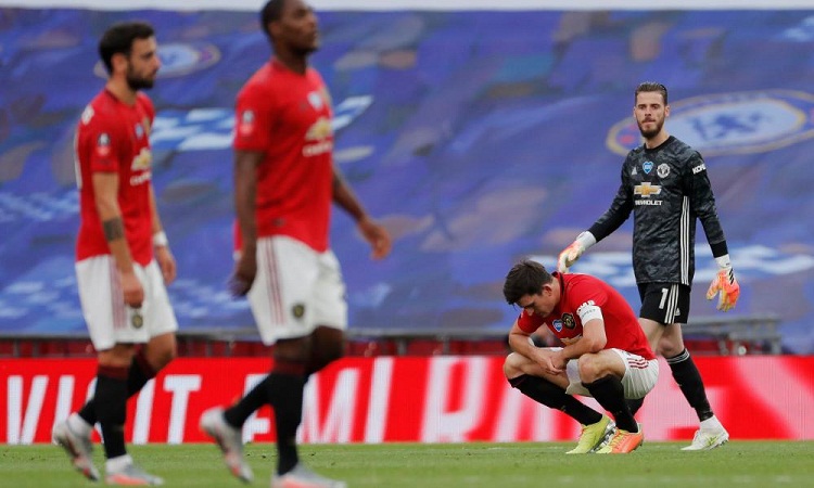 Man Utd dừng bước tại FA Cup