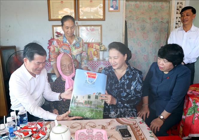 Đảng, Nhà nước luôn quan tâm đến chính sách với người có công