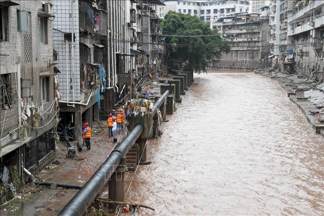 Trung Quốc tiếp tục cảnh báo mưa lớn, nguy cơ lũ lụt nghiêm trọng kéo dài