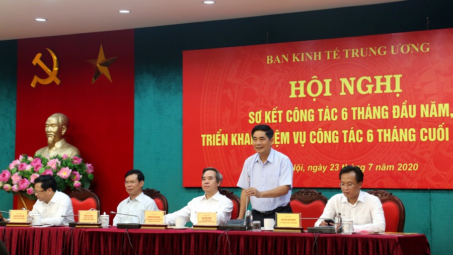 Nâng cao chất lượng tham mưu các chủ trương về kinh tế