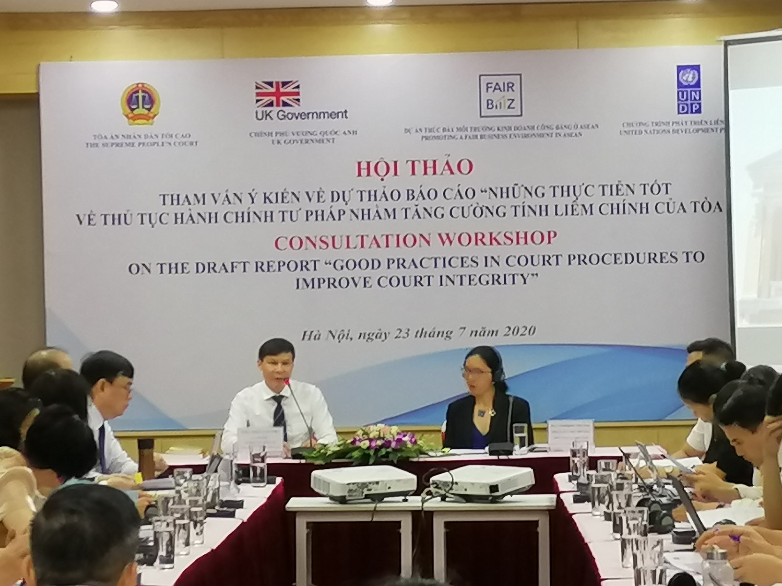 Áp dụng ứng dụng công nghệ thông tin trong công khai quy trình giải quyết vụ án