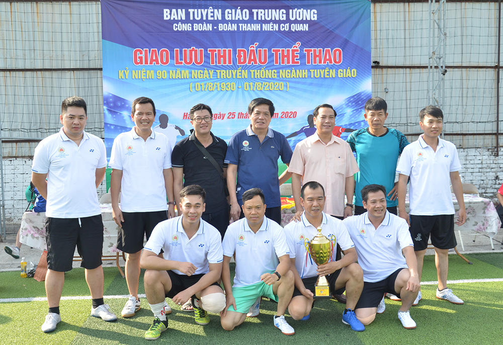 Hoạt động thể thao chào mừng 90 năm Ngày truyền thống ngành Tuyên giáo